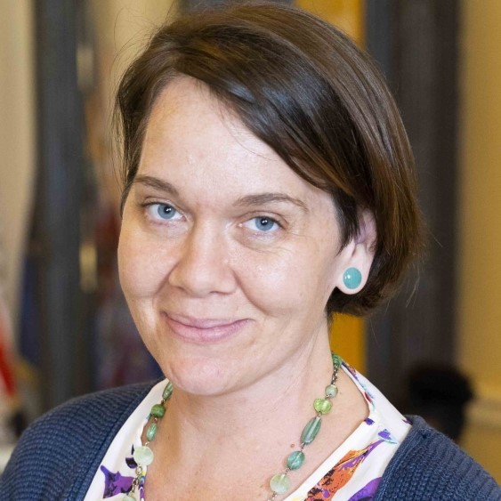 Headshot of Heather Shattuck-Heidorn
